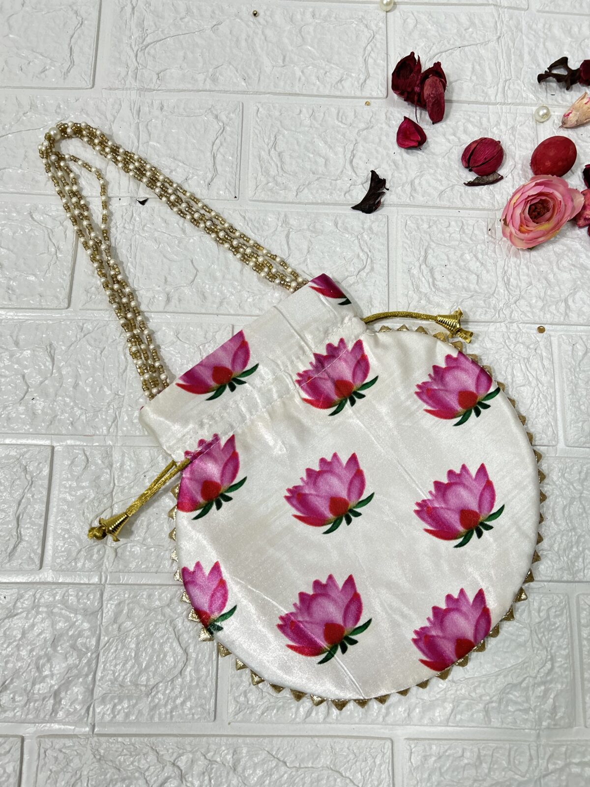 Women's Return Gifts