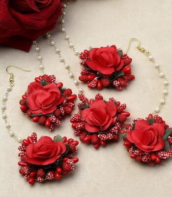 Red Floral Maang Tikka For Mehendi Haldi Gifts